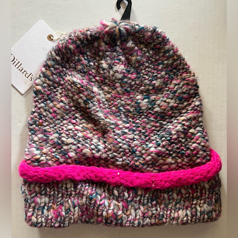 ✅Dillards Pink Multi-Color Knit Beanie Hat with Chunky Texture